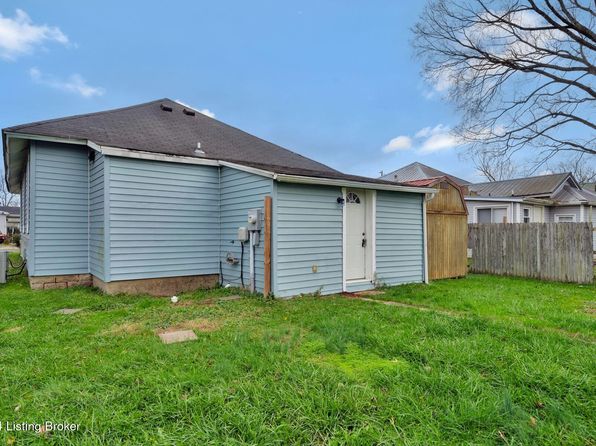 106 S Maple St, Worthville, KY 41098