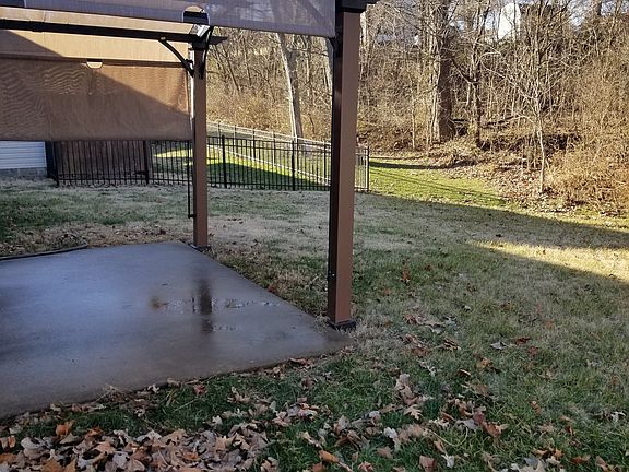 5th image of 3500 Mariner Dr