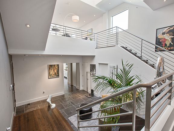 4th image of 542 Natoma St #2