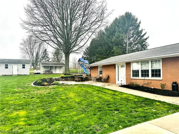 9448 Apple Creek Rd, Sterling, OH 44276