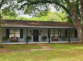 2716 Hillcrest Rd, Mobile, AL 36695