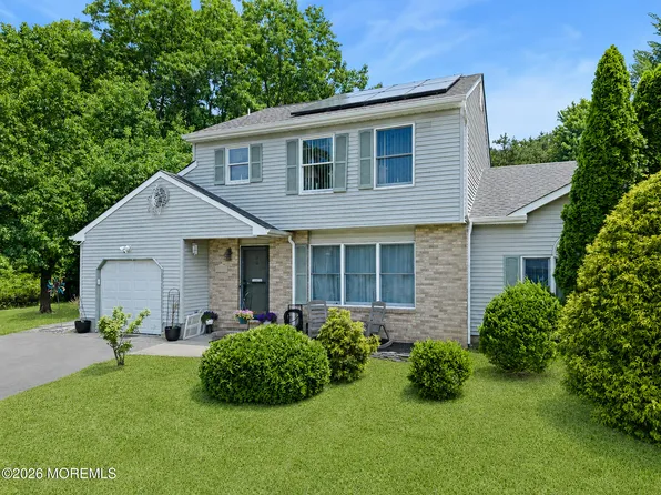 28 Maypink Lane, Howell, NJ 07731
