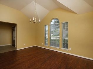 9307 Alzaada Ln, Houston, TX 77070