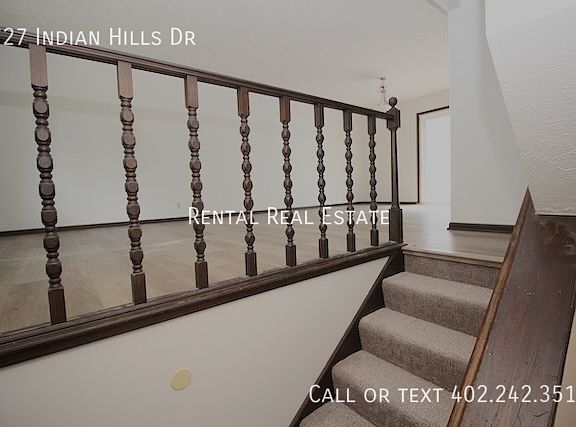 5th image of 727 Indian Hills Dr