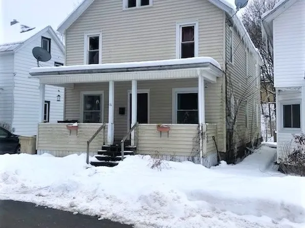 16 Schuyler St, Dolgeville, NY 13329