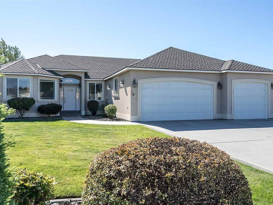 1st image of 3502 W Canyon Lakes Dr