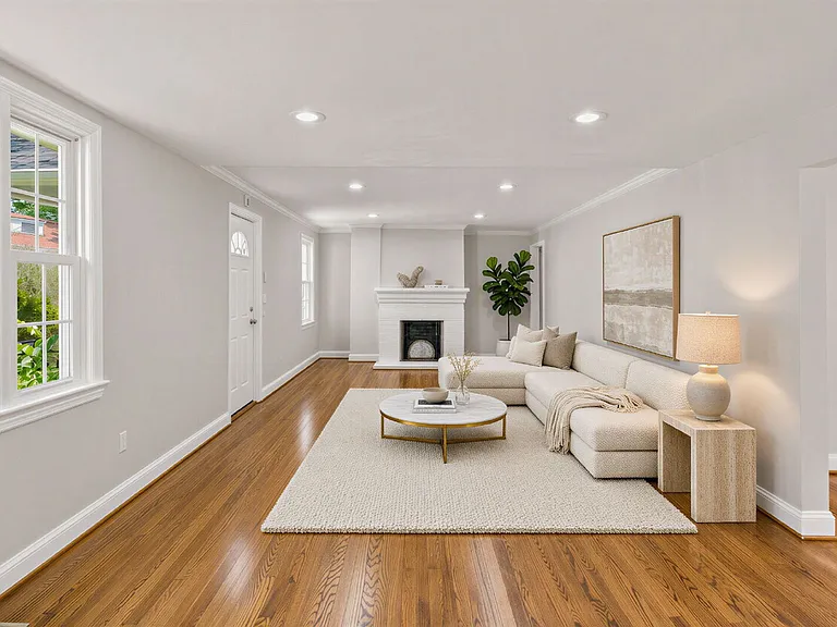 227 Frederick Ave — Photo 2