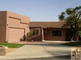 38758 Charlesworth Dr, Cathedral City, CA 92234