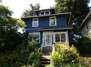 1009 N 42nd St, Seattle, WA 98103