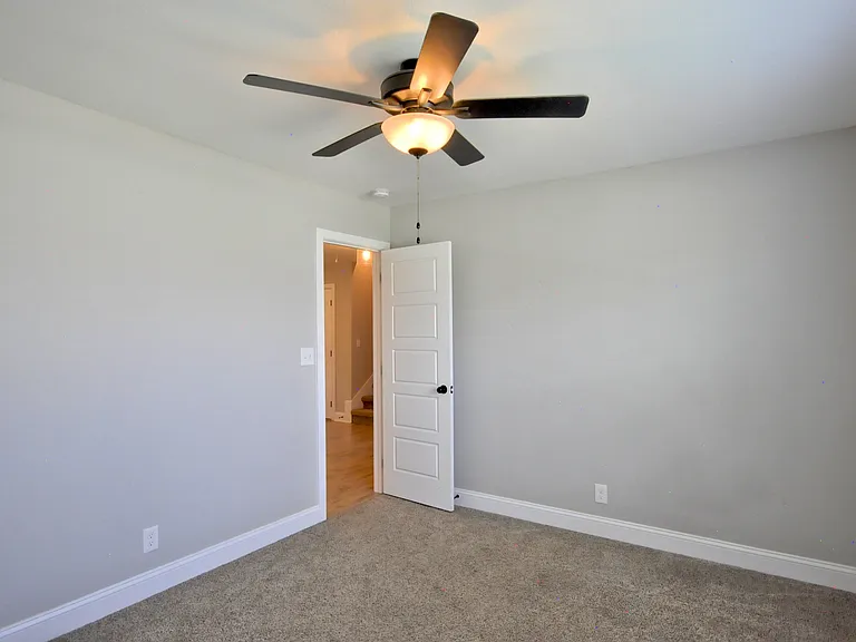 924 Burley Barn Rd — Photo 28