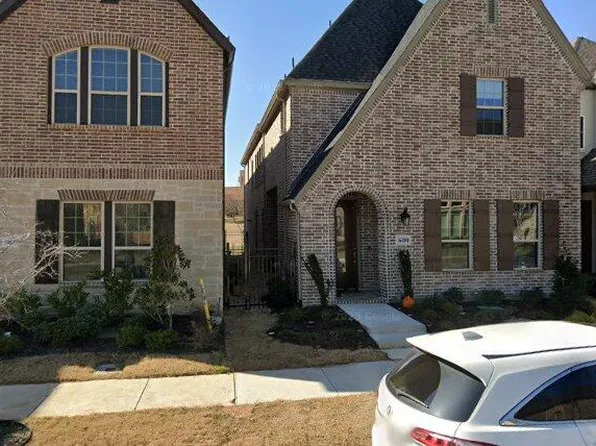600 Courtyard Ln, Irving, TX 75039