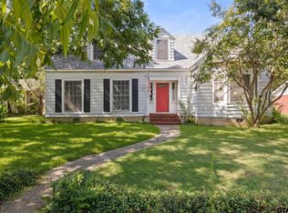 511 E 1st St, Mount Pleasant, TX 75455