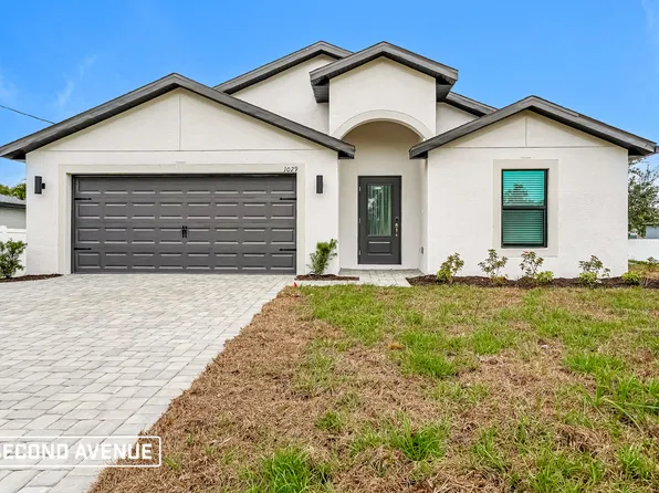 1029 Jacaranda Pkwy E, Cape Coral, FL 33909