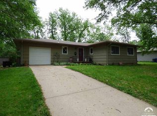 818 Schwarz Rd, Lawrence, KS 66049