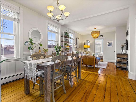 3rd image of 25 Pleasant St #3