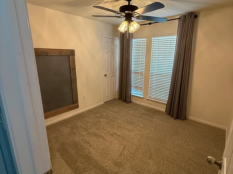 18421 Weatherby Ln — Photo 8