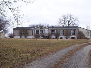 24955 Ridge Ave, Gallatin, MO 64640