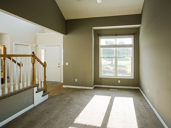 4085 ivy street-104