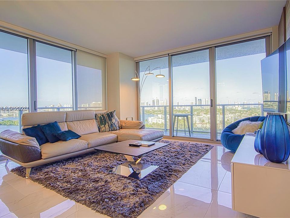 1st image of 16385 Biscayne Blvd Unit 1415