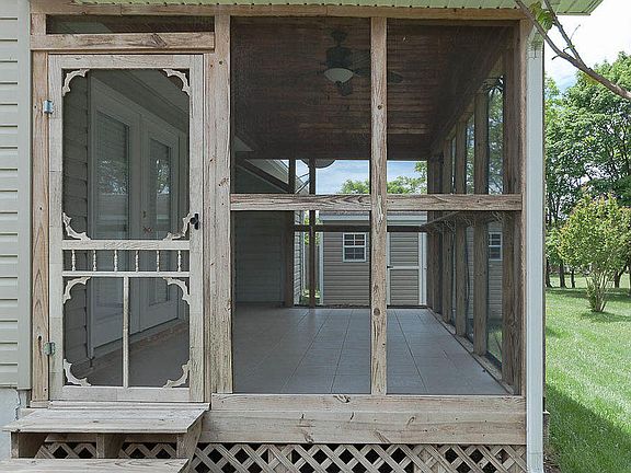 5th image of 5706 Glen Haven Dr