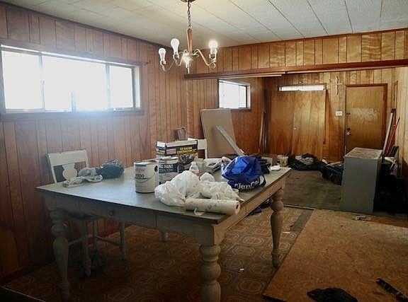 3rd image of 504 Urbandale St