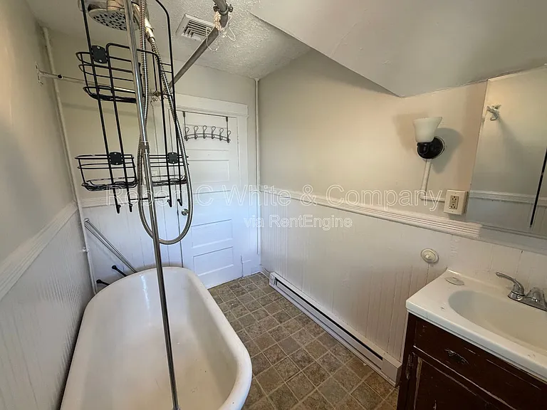 179 Maple St #3 — Photo 8
