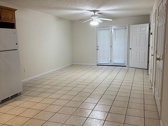 3rd image of 119 Ash Ct #119