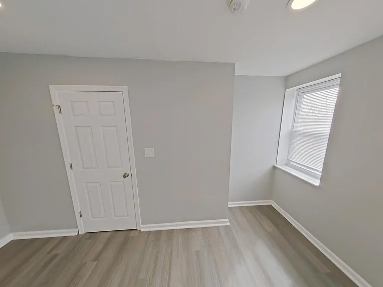 2036 N Gratz St #2 — Photo 8