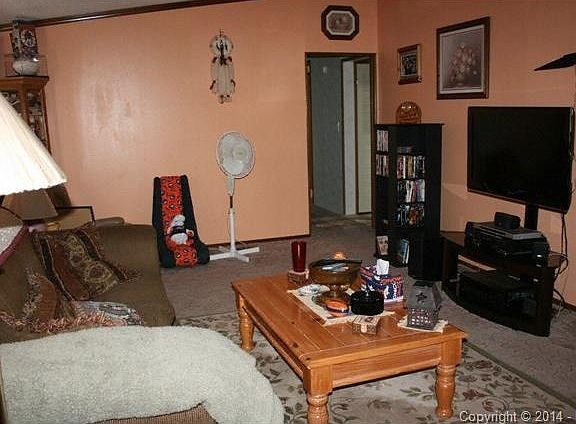 4th image of 6325 Buckboard Dr