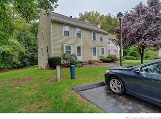 28 Hubbard Run Dr #28, Glastonbury, CT 06033