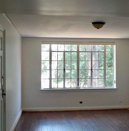 2nd image of 1700-O3 N Elm St