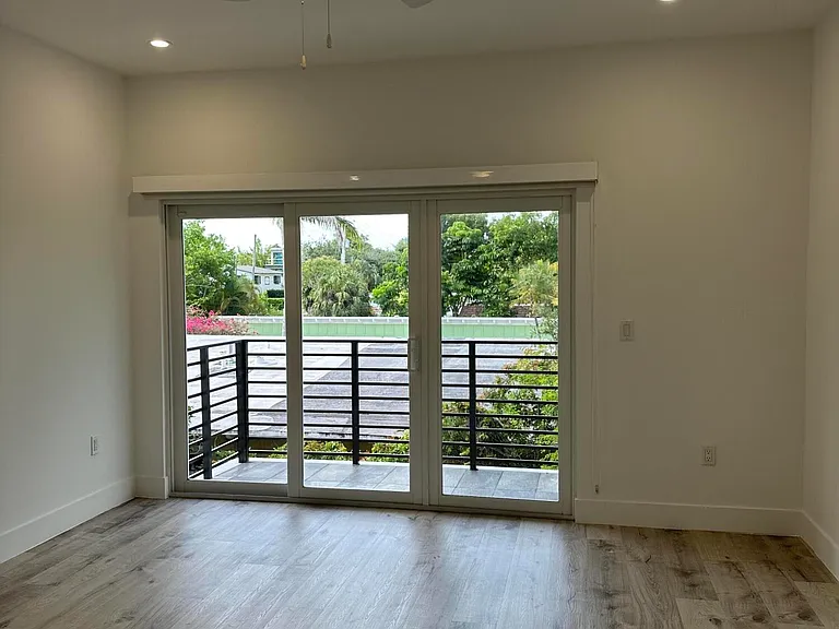 815 NE 17th Ave #3 — Photo 14