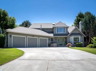 4002 S Irby St, Kennewick, WA 99337
