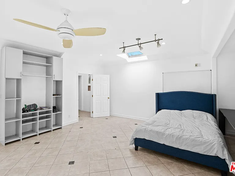 9033 Cresta Dr — Photo 42