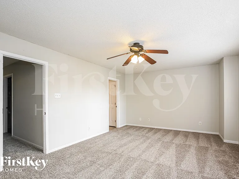 16773 Lowell Dr — Photo 10