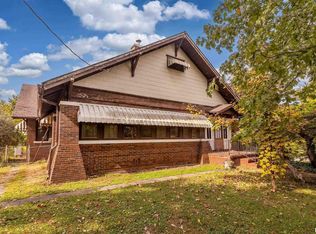 201 S Line St, Creal Springs, IL 62922