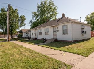 704 S Ellis St, Coffeyville, KS 67337