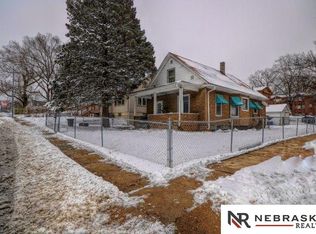 4467 Burdette St, Omaha, NE 68111
