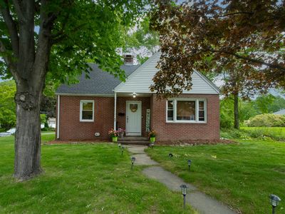 60 Palmer Road, Branford, CT, 06405