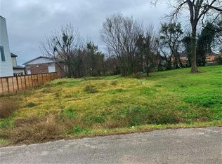 2610 Dennis St, Houston, TX 77004