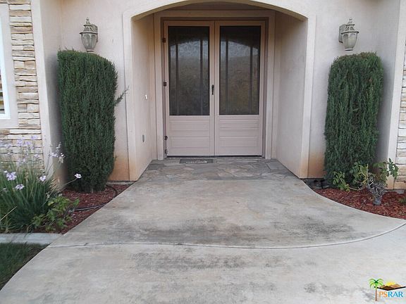5th image of 46400 Sandia Creek Dr