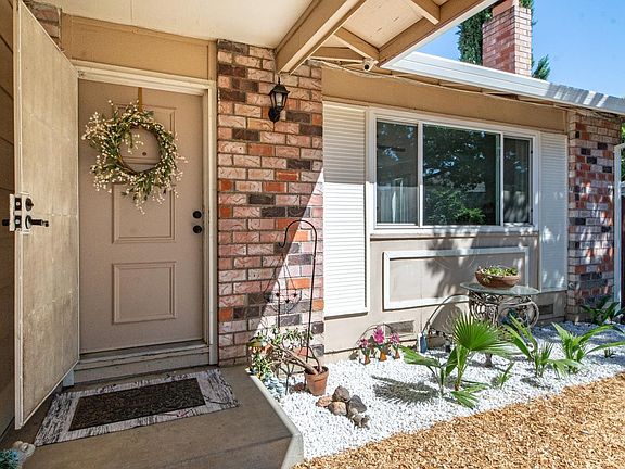 5th image of 1355 Macdonald Court