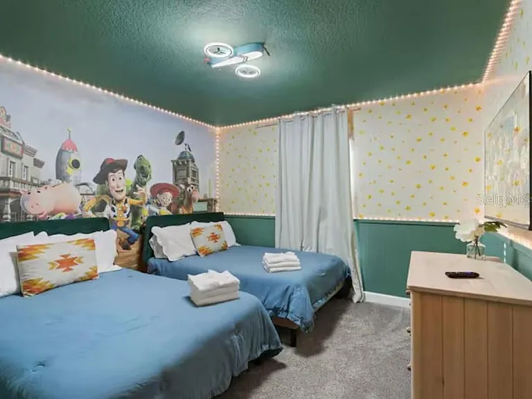 1184 Kingsbarn St — Photo 12