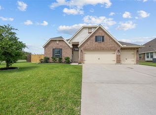 142 San Gabriel Dr, Baytown, TX 77523