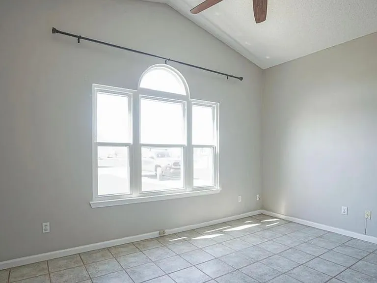 6521 Lake Joanna Cir — Photo 14