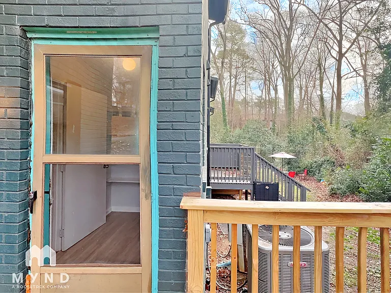 1505 Gorman St #E — Photo 21