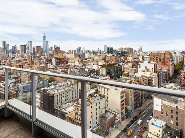 52 East 4th Street image 3 of 19