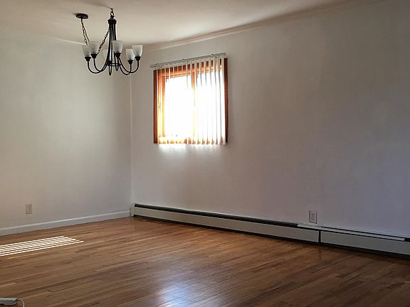 5th image of 24904 82nd Ave #House