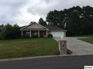 331 Lindder Dr, Sevierville, TN 37876