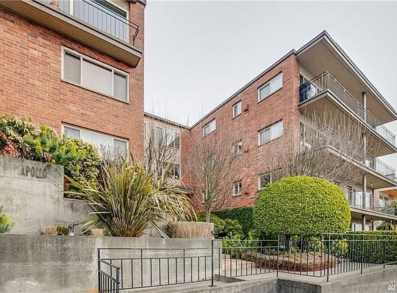5th image of 330 W Olympic Pl APT 207
